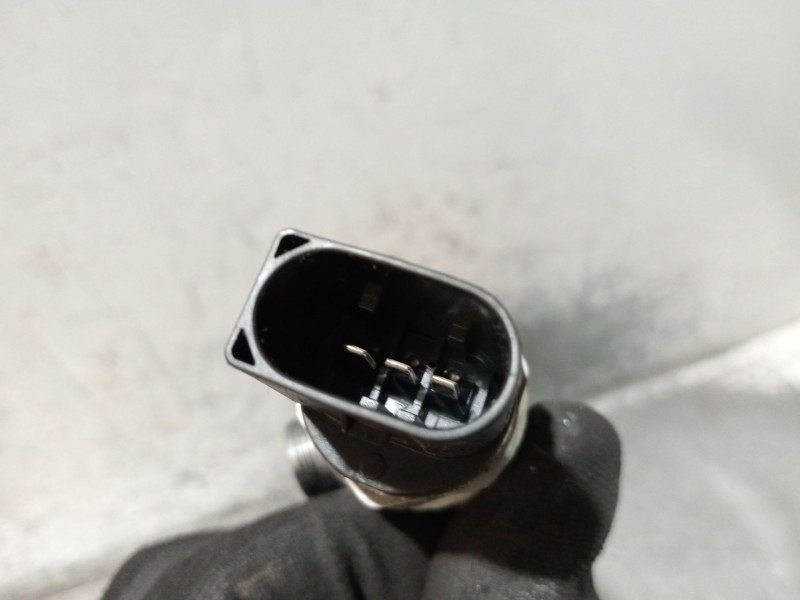 Recambio de rampa inyectora para bmw 3 touring (e91) 320 d referencia OEM IAM 780912801 0445214183 