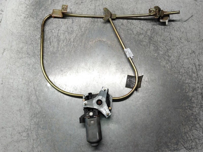 Recambio de elevalunas delantero izquierdo para renault clio i fase i+ii (b/c57) 1.4 referencia OEM IAM 400121  3P