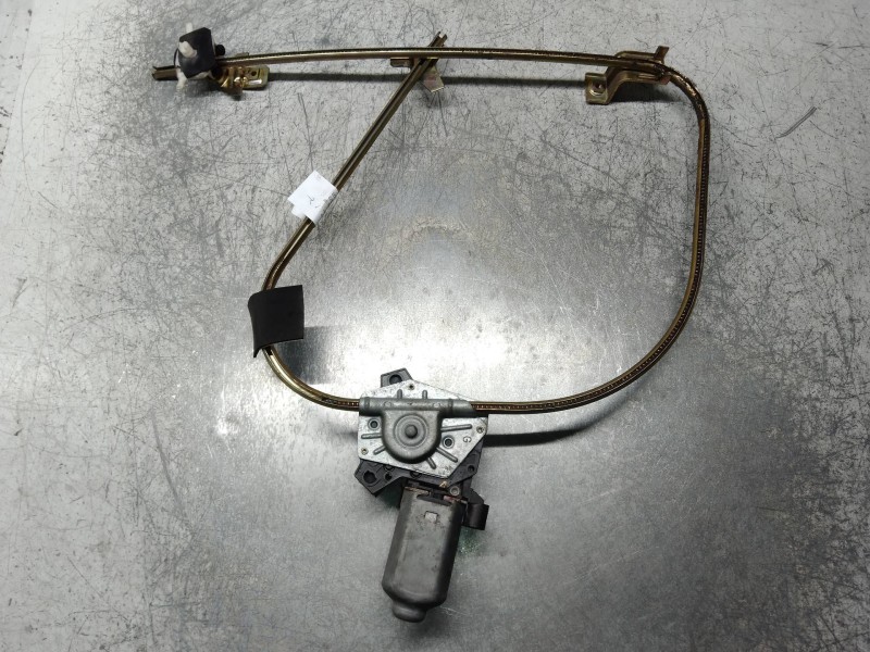 Recambio de elevalunas delantero izquierdo para renault clio i fase i+ii (b/c57) 1.4 referencia OEM IAM 400121  3P