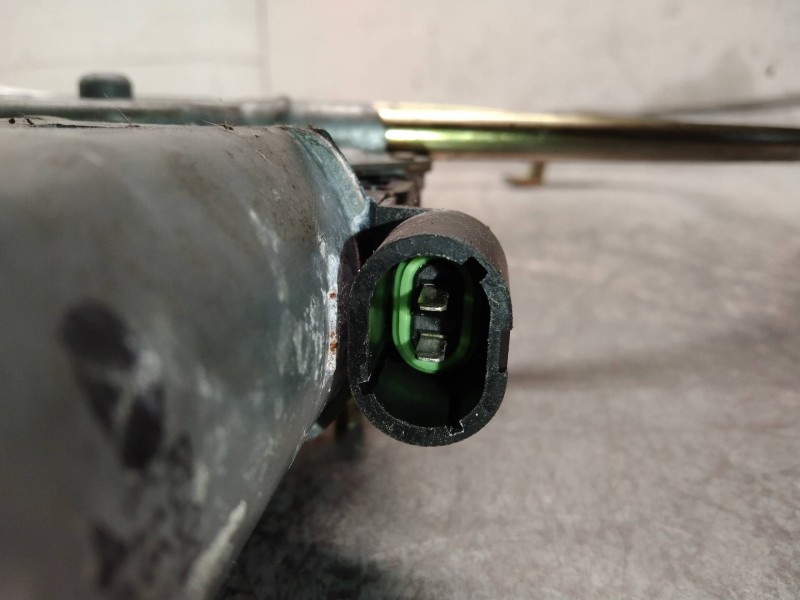 Recambio de elevalunas delantero izquierdo para renault clio i fase i+ii (b/c57) 1.4 referencia OEM IAM 400121  3P