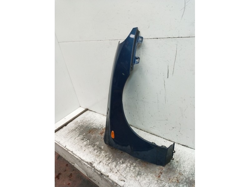 Recambio de aleta delantera derecha para daewoo lanos (klat) 1.3 referencia OEM IAM   