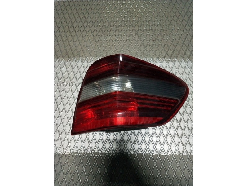 Recambio de piloto trasero derecho para mercedes-benz clase m (w164) 320 / 350 cdi (164.122) referencia OEM IAM   