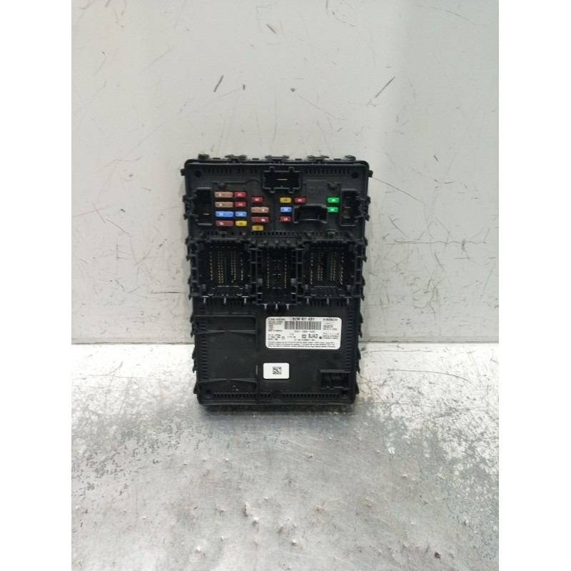 Recambio de caja reles / fusibles para ford puma (j2k, cf7) 1.0 ecoboost mhev referencia OEM IAM RU5T15604BJAD 20240725 F005V045