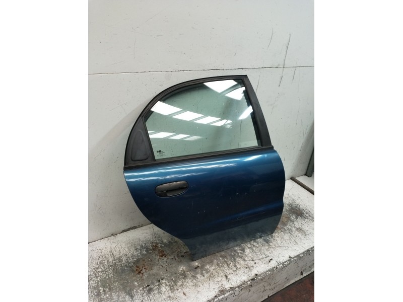 Recambio de puerta trasera derecha para daewoo lanos (klat) 1.3 referencia OEM IAM  5P 