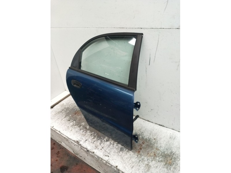 Recambio de puerta trasera derecha para daewoo lanos (klat) 1.3 referencia OEM IAM  5P 