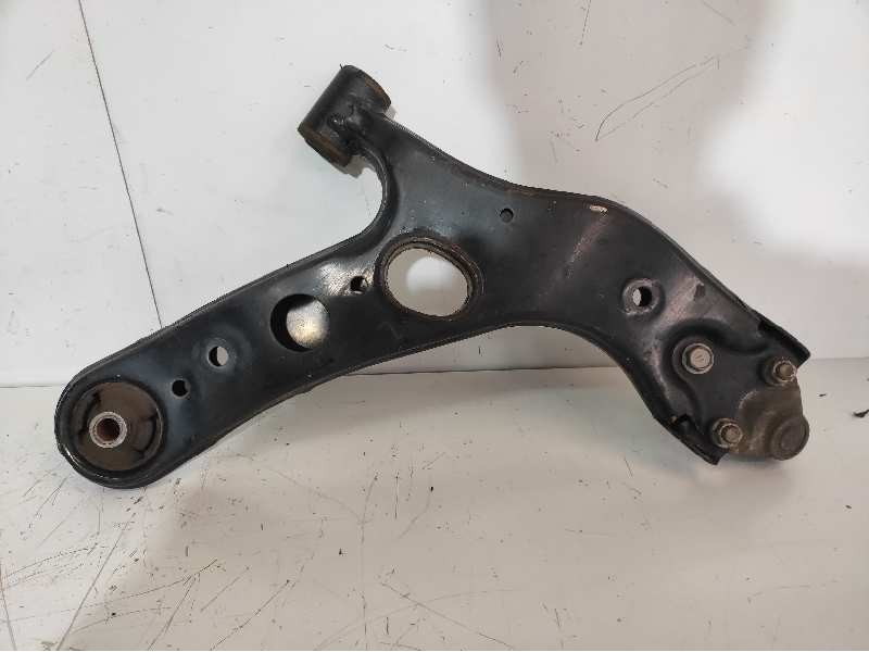 Recambio de brazo suspension inferior delantero izquierdo para toyota rav 4 advance hybrid referencia OEM IAM   4806942060