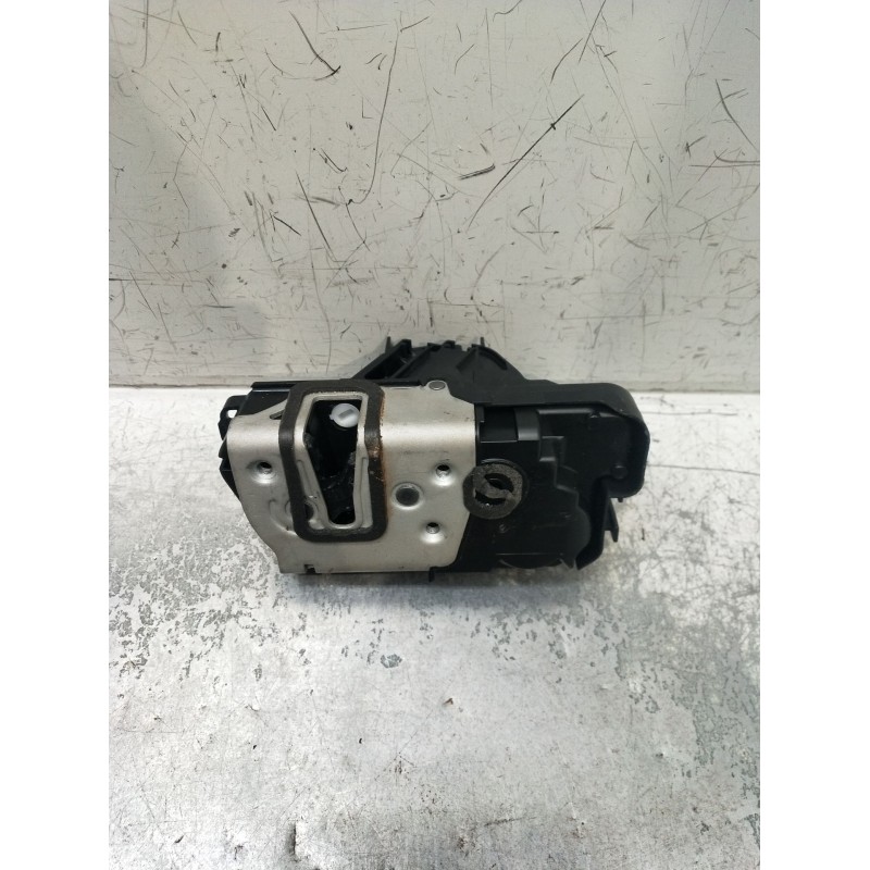 Recambio de motor cierre centralizado delantero derecho para ford puma (j2k, cf7) 1.0 ecoboost mhev referencia OEM IAM H1BAA2641