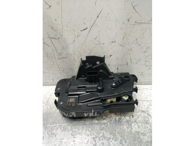 Recambio de motor cierre centralizado delantero derecho para ford puma (j2k, cf7) 1.0 ecoboost mhev referencia OEM IAM H1BAA2641