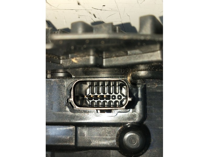 Recambio de motor cierre centralizado delantero derecho para ford puma (j2k, cf7) 1.0 ecoboost mhev referencia OEM IAM H1BAA2641