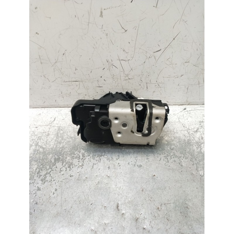 Recambio de motor cierre centralizado trasero izquierdo para ford puma (j2k, cf7) 1.0 ecoboost mhev referencia OEM IAM H1BAA2641