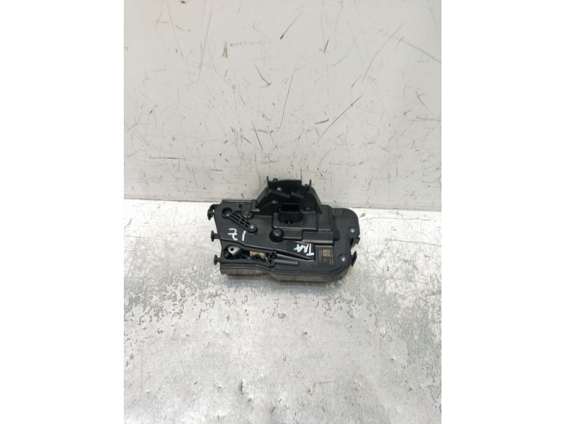 Recambio de motor cierre centralizado trasero izquierdo para ford puma (j2k, cf7) 1.0 ecoboost mhev referencia OEM IAM H1BAA2641