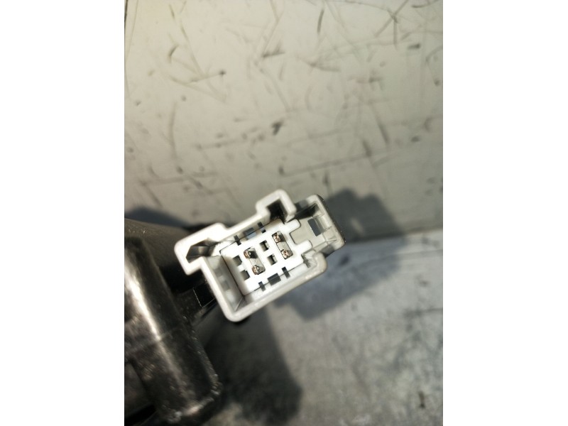 Recambio de motor cierre centralizado porton para ford puma (j2k, cf7) 1.0 ecoboost mhev referencia OEM IAM  5P 