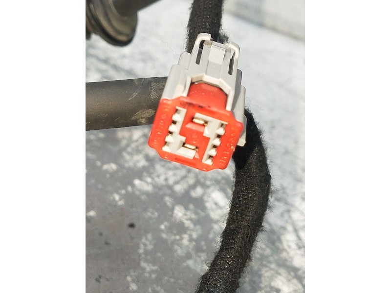 Recambio de amortiguadores maletero / porton para ford puma (j2k, cf7) 1.0 ecoboost mhev referencia OEM IAM L1TBS404C84AB 774169