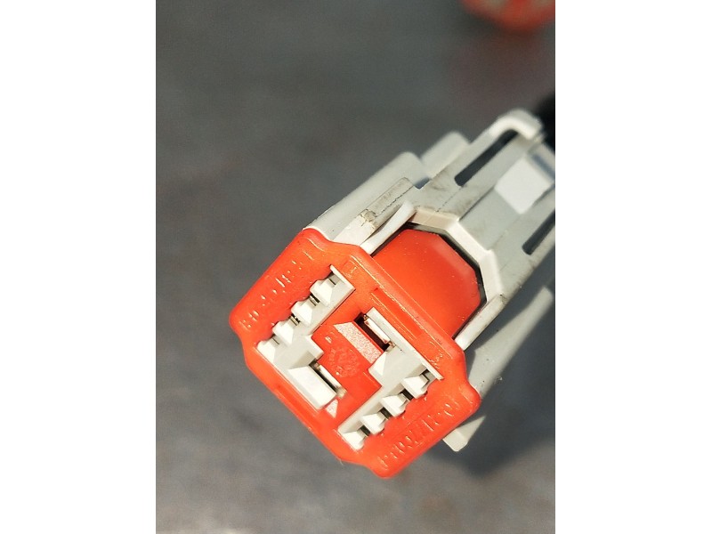 Recambio de amortiguadores maletero / porton para ford puma (j2k, cf7) 1.0 ecoboost mhev referencia OEM IAM L1TBS404C84AB 774169