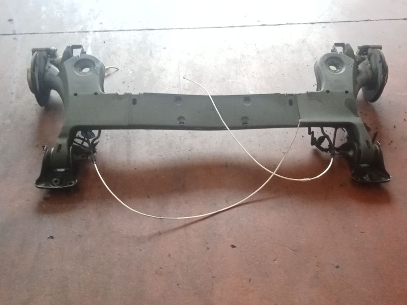 Recambio de puente trasero para volkswagen polo referencia OEM IAM DISCO/ABS  