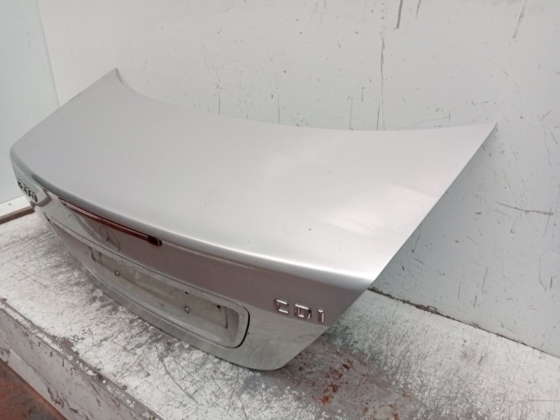 Recambio de tapa maletero para mercedes-benz clase c (w203) c 270 cdi (203.016) referencia OEM IAM  4P 