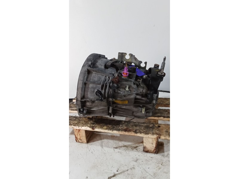 Recambio de caja cambios para renault trafic ii furgoneta (fl) 1.9 dci 100 (fl0c) referencia OEM IAM PK6375 7701476600 820056233