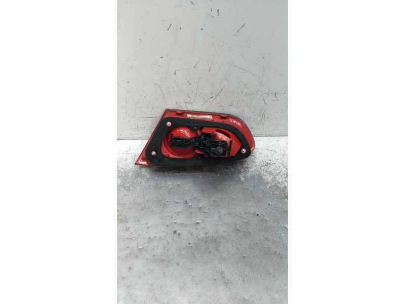 Recambio de piloto trasero izquierdo interior para seat leon (1p1) 1.4 tsi referencia OEM IAM 1P0945093F 89320291 