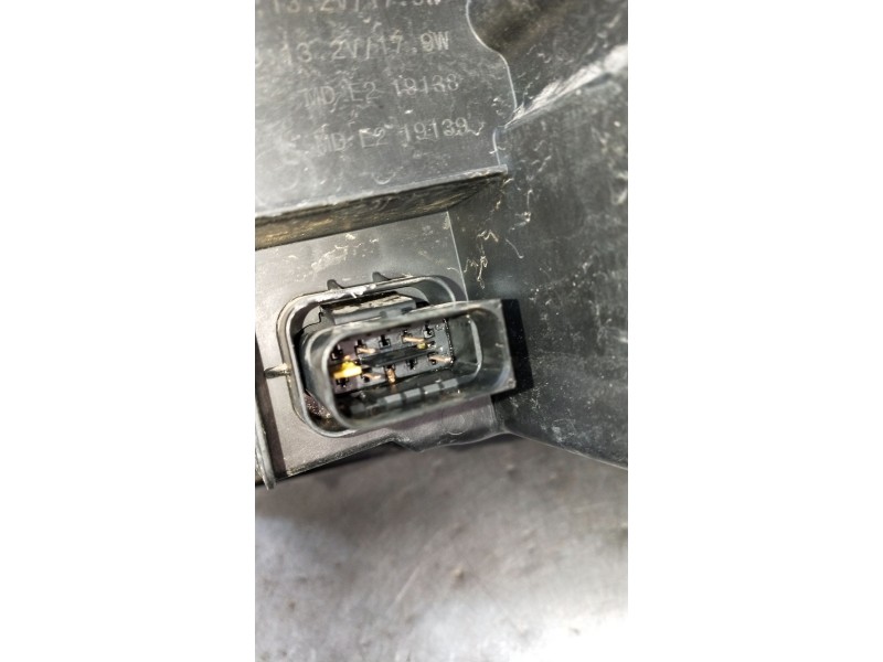 Recambio de faro derecho para citroën c3 referencia OEM IAM 9836161580 L90203168 