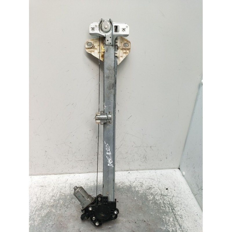 Recambio de mando elevalunas delantero derecho para honda cr-v iii (re_) 2.0 i-vtec (re5, re1) referencia OEM IAM  5P 