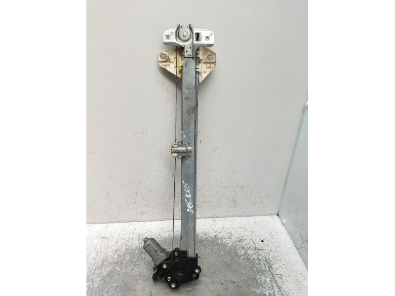 Recambio de mando elevalunas delantero derecho para honda cr-v iii (re_) 2.0 i-vtec (re5, re1) referencia OEM IAM  5P 
