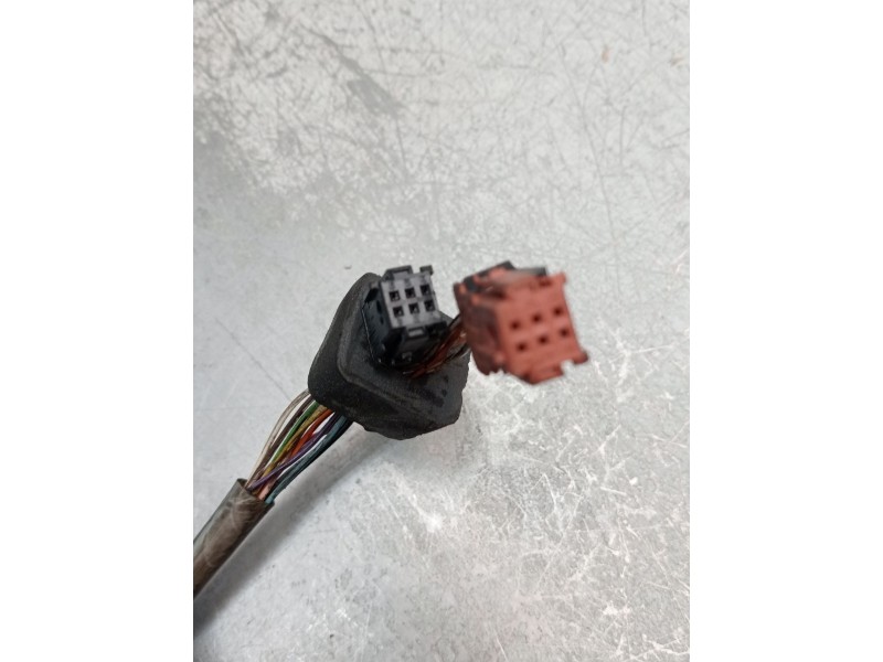 Recambio de retrovisor derecho para citroën c5 i (dc_) 2.0 hdi (dcrhzb, dcrhze) referencia OEM IAM ELÉCTRICO 2 ENCHUFES 6 y 6 CA