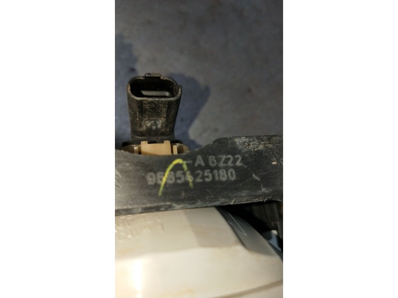 Recambio de faro antiniebla derecho para citroën c3 referencia OEM IAM 9685425280  