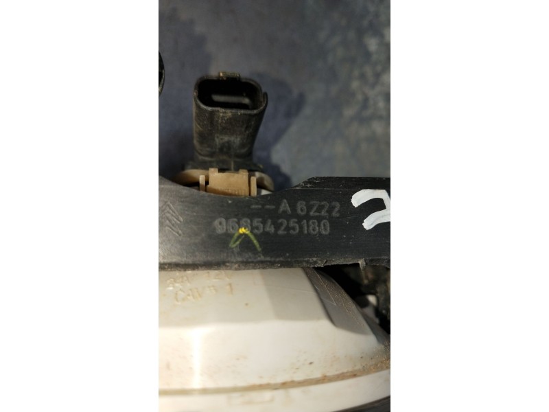 Recambio de faro antiniebla izquierdo para citroën c3 referencia OEM IAM 9685425180  