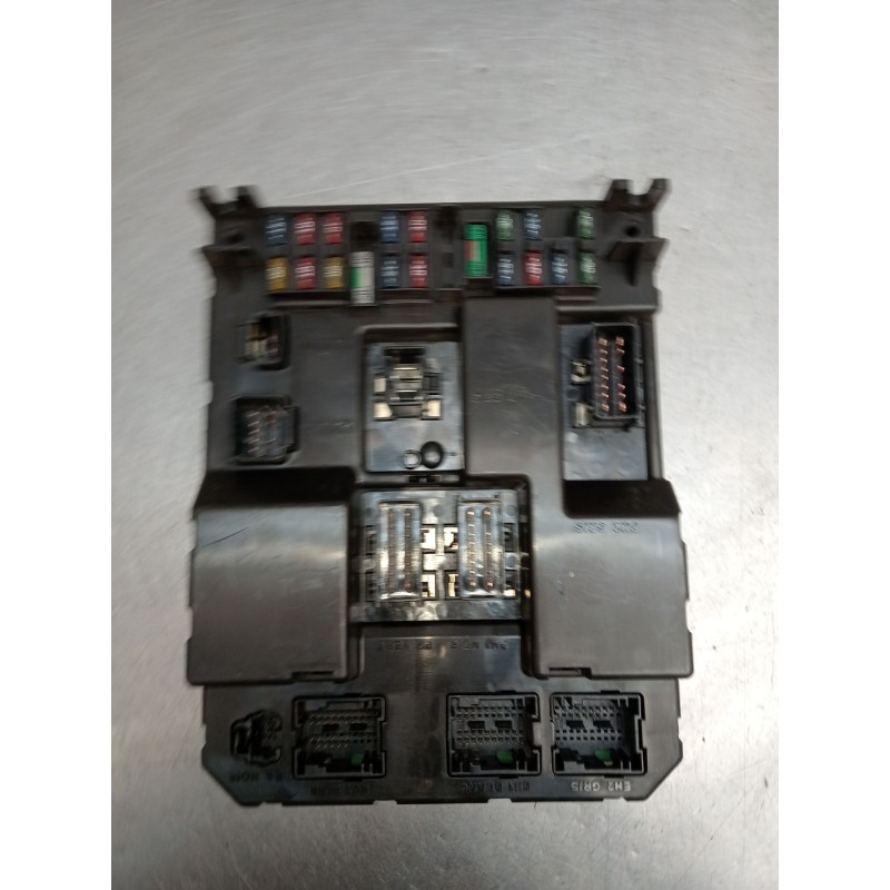 Recambio de caja reles / fusibles para citroën c5 i (dc_) 2.0 hdi (dcrhzb, dcrhze) referencia OEM IAM 9651197380 9651196680 BSIJ