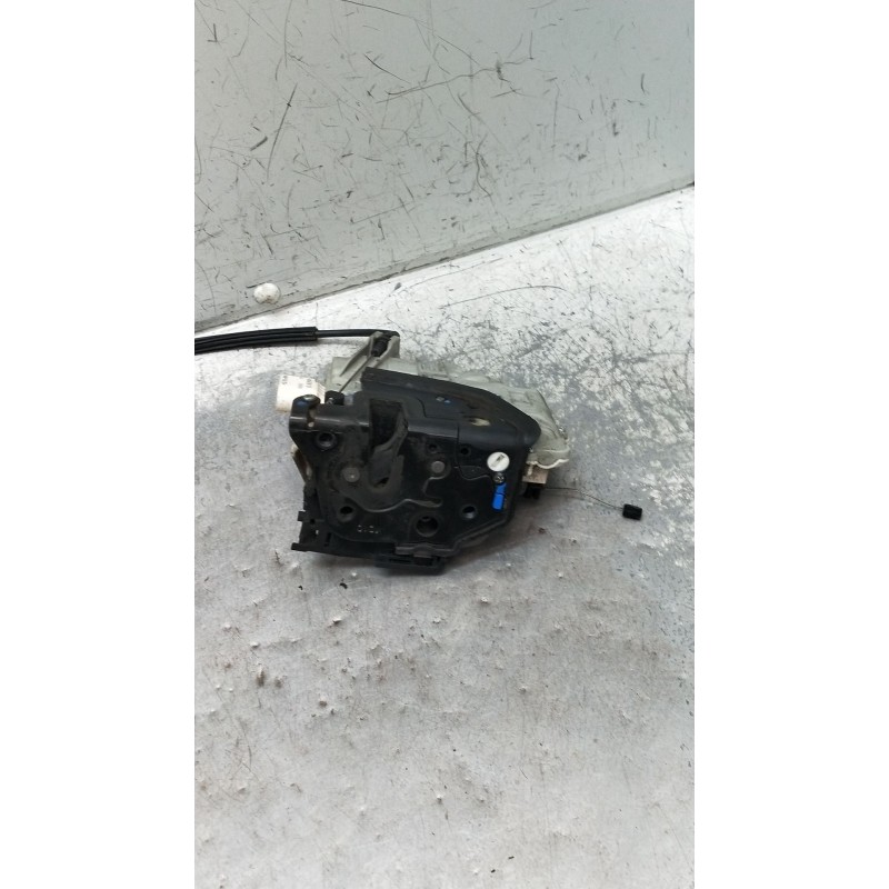 Recambio de motor cierre centralizado delantero derecho para seat leon (1p1) 1.4 tsi referencia OEM IAM   