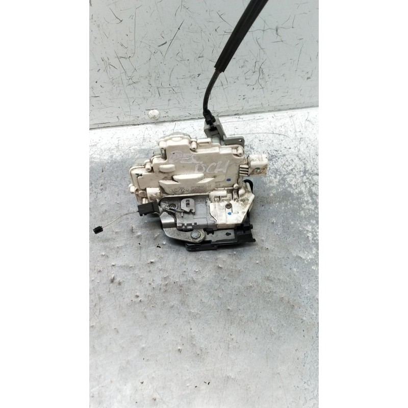 Recambio de motor cierre centralizado delantero derecho para seat leon (1p1) 1.4 tsi referencia OEM IAM   