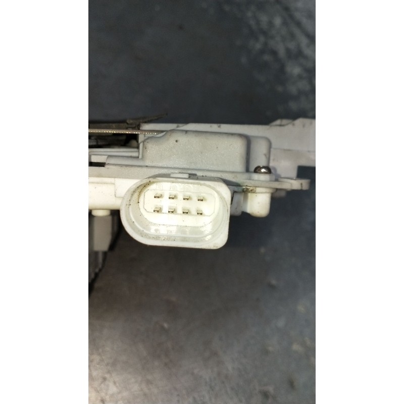 Recambio de motor cierre centralizado trasero izquierdo para seat leon (1p1) 1.4 tsi referencia OEM IAM  5P 