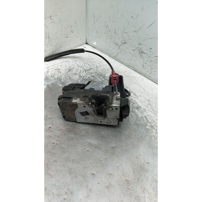 Recambio de motor cierre centralizado trasero izquierdo para opel zafira / zafira family b (a05) 1.9 cdti (m75) referencia OEM I