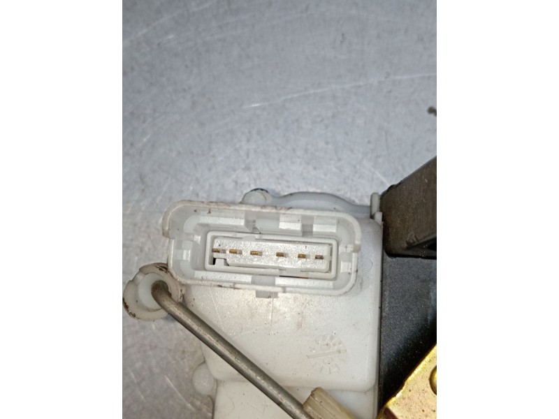 Recambio de motor cierre centralizado trasero derecho para citroën c5 i (dc_) 2.0 hdi (dcrhzb, dcrhze) referencia OEM IAM  5P 