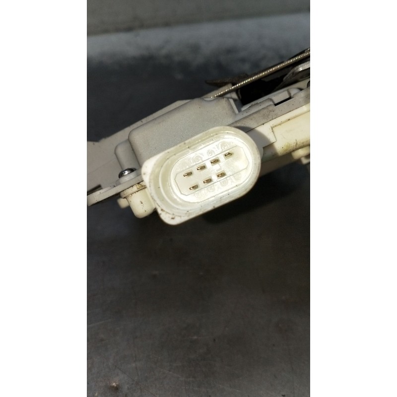 Recambio de motor cierre centralizado trasero derecho para seat leon (1p1) 1.4 tsi referencia OEM IAM  5P 