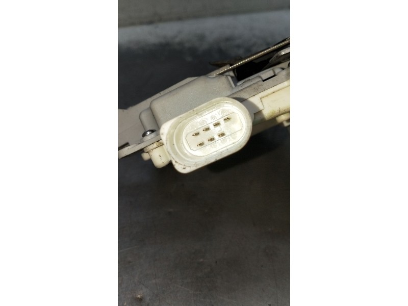 Recambio de motor cierre centralizado trasero derecho para seat leon (1p1) 1.4 tsi referencia OEM IAM  5P 