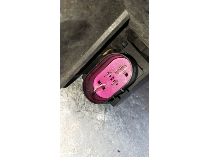 Recambio de electroventilador para seat leon (1p1) 1.4 tsi referencia OEM IAM 1355D300198 1K0121207 