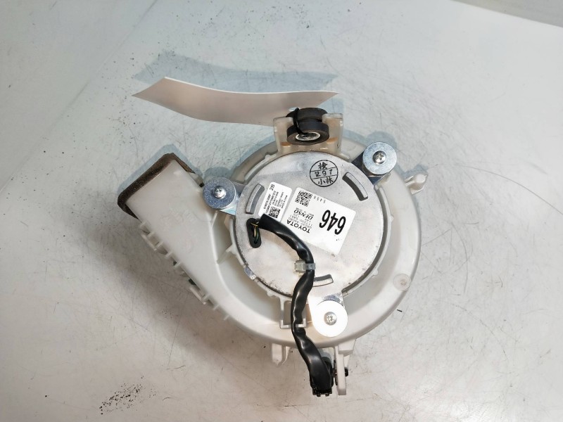 Recambio de motor calefaccion para toyota rav 4 advance hybrid referencia OEM IAM G923048080 1173006461 