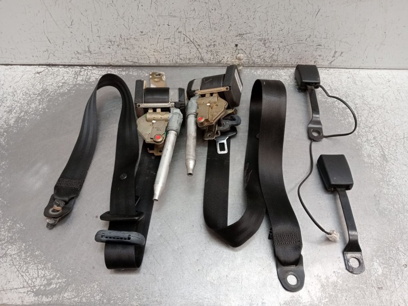 Recambio de juego cinturones delantero para daewoo lanos (klat) 1.3 referencia OEM IAM  5P 