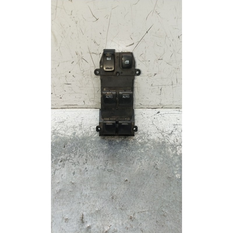 Recambio de mando elevalunas delantero izquierdo para opel zafira / zafira family b (a05) 1.9 cdti (m75) referencia OEM IAM F000