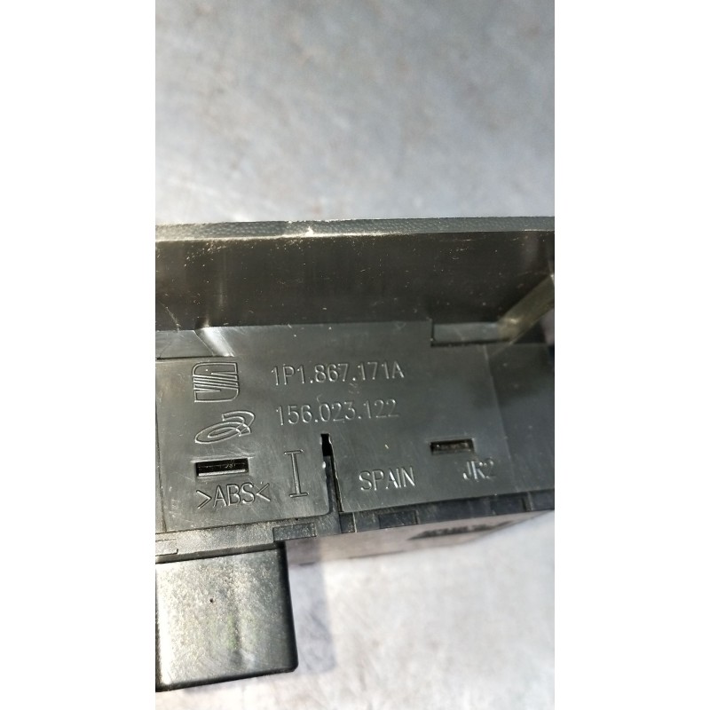 Recambio de mando elevalunas delantero izquierdo para seat leon (1p1) 1.4 tsi referencia OEM IAM 1P1867171A 156023122 5P