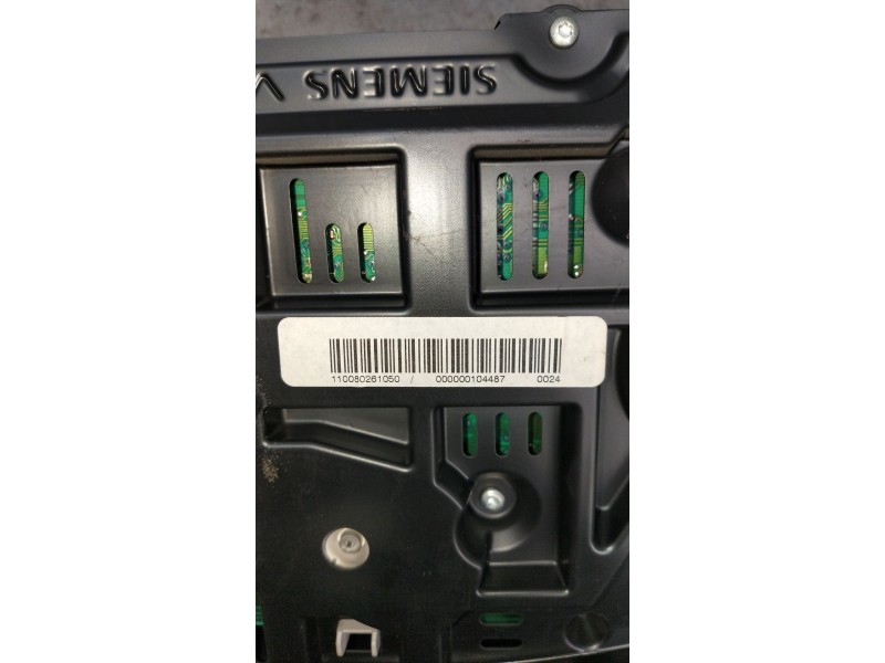 Recambio de cuadro instrumentos para opel zafira / zafira family b (a05) 1.9 cdti (m75) referencia OEM IAM 110080261050 00001044
