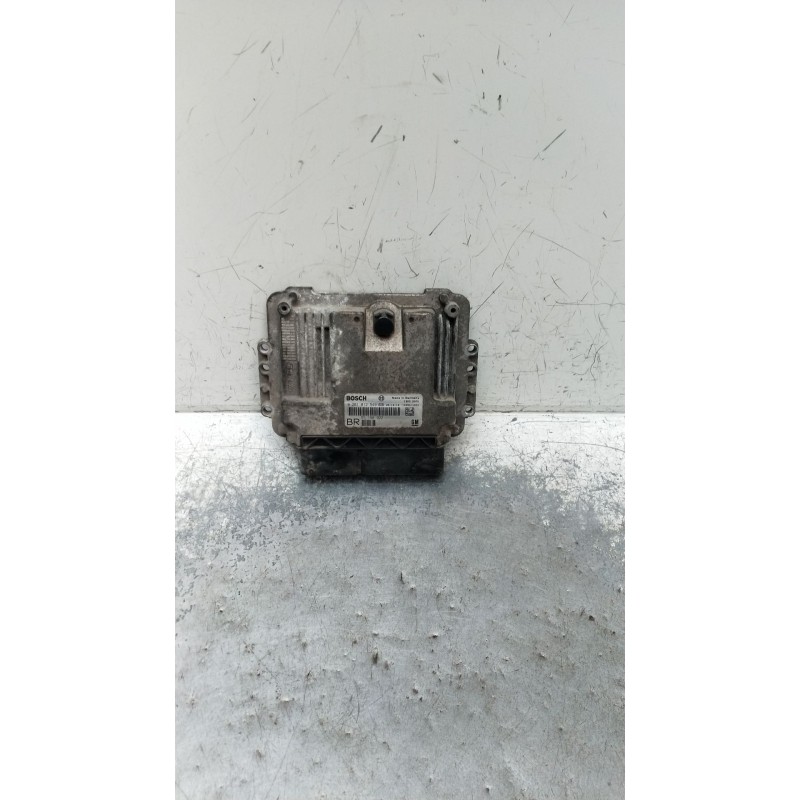 Recambio de centralita motor uce para opel zafira / zafira family b (a05) 1.9 cdti (m75) referencia OEM IAM 0281012549 55198922 