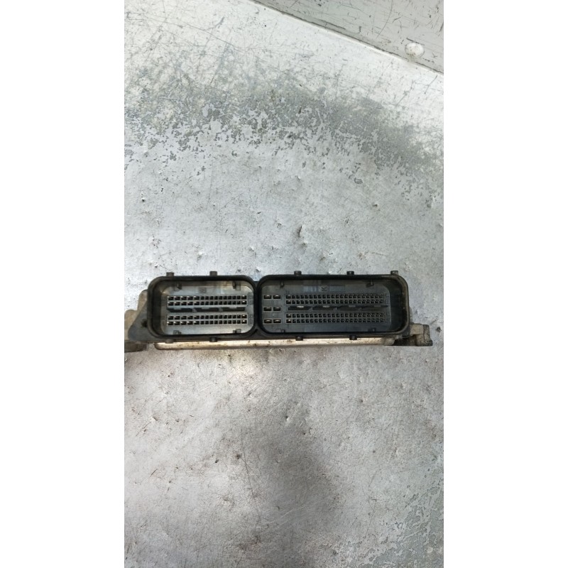 Recambio de centralita motor uce para opel zafira / zafira family b (a05) 1.9 cdti (m75) referencia OEM IAM 0281012549 55198922 