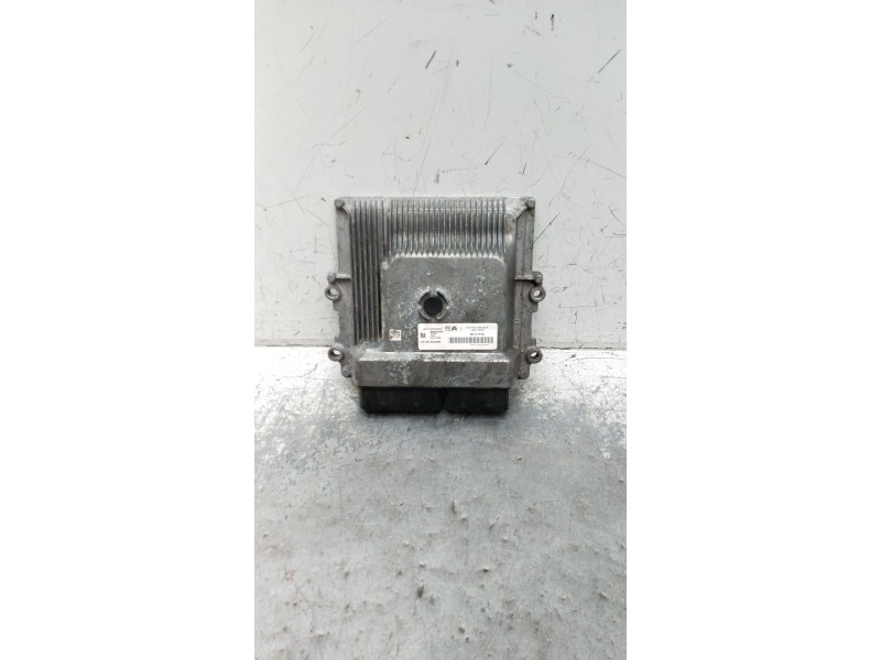 Recambio de centralita motor uce para citroën c3 referencia OEM IAM 9851418180 HW9815023380 