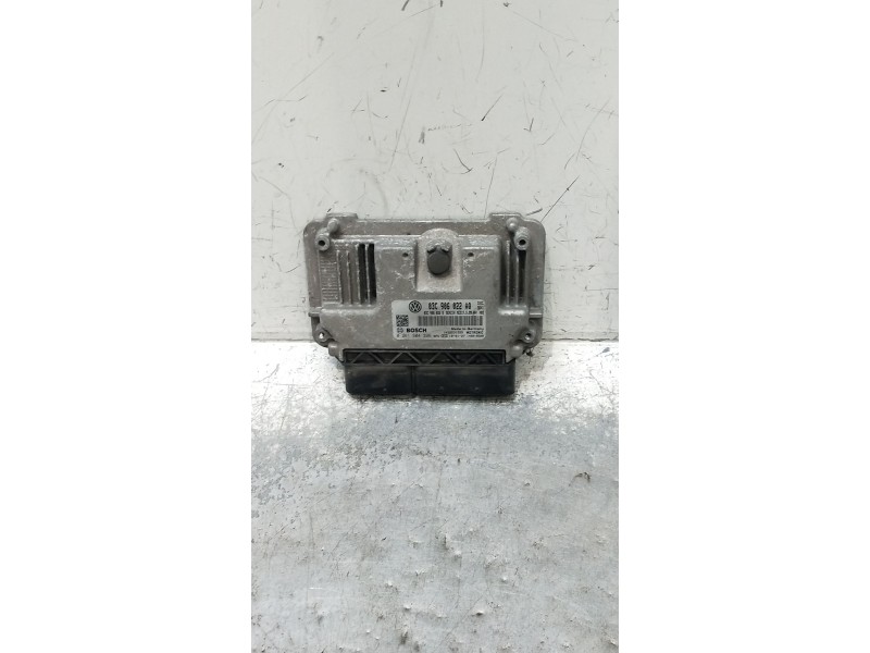Recambio de centralita motor uce para seat leon (1p1) 1.4 tsi referencia OEM IAM 0261S04396 03C906022AQ 