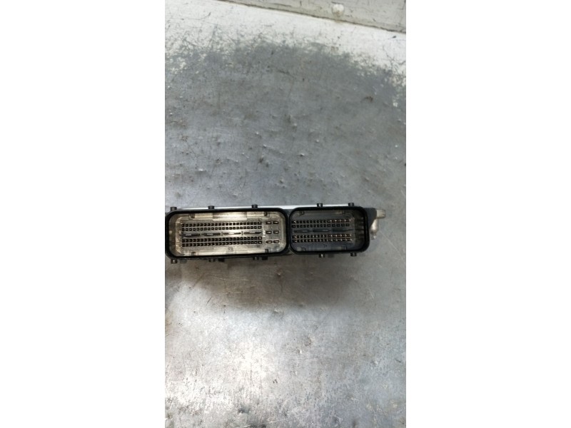 Recambio de centralita motor uce para seat leon (1p1) 1.4 tsi referencia OEM IAM 0261S04396 03C906022AQ 