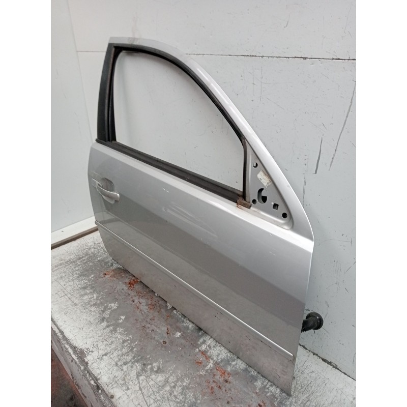 Recambio de puerta delantera derecha para ford mondeo iii sedán (b4y) 2.0 tdci referencia OEM IAM  4P 