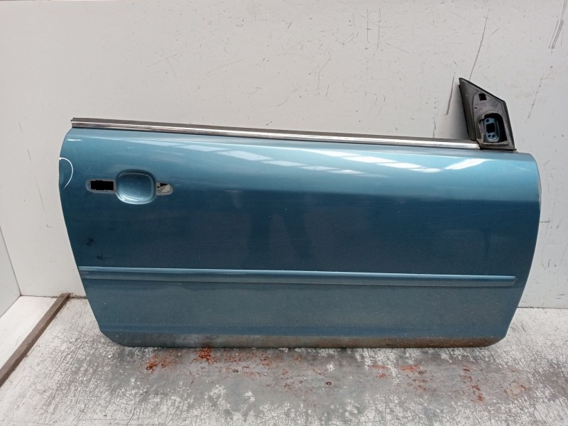 Recambio de puerta delantera derecha para ford focus ii descapotable 2.0 tdci referencia OEM IAM  2P  Recambio de puerta delantera derecha para ford focus ii descapotable 2.0 tdci referencia OEM IAM  2P