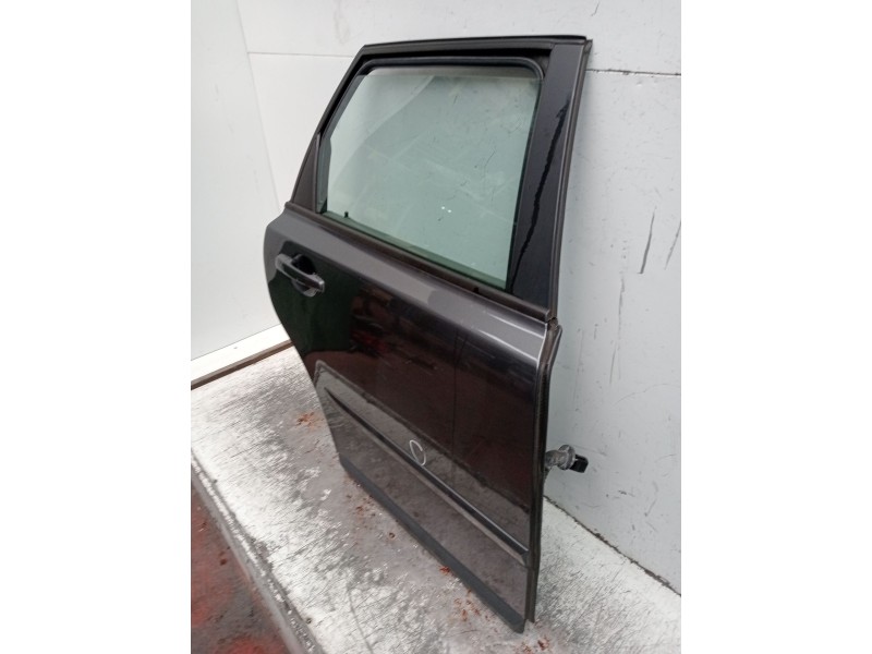 Recambio de puerta trasera derecha para volvo v50 (545) 2.0 d referencia OEM IAM  5P 
